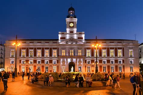 La Puerta del Sol, uno de los rincones con más sentimiento y emoción para los madrileños