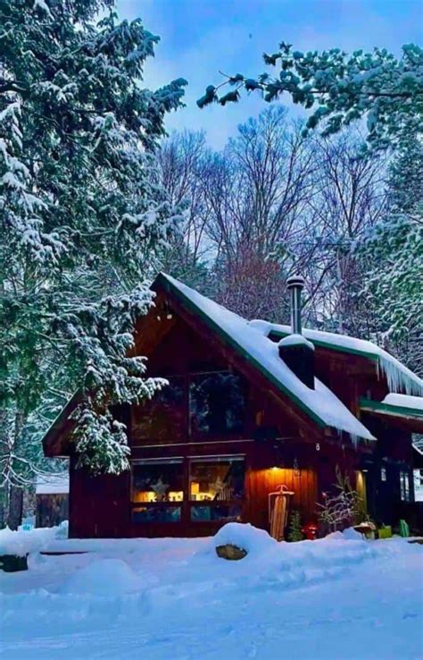 19 Unique Winter Cabins in Vermont Where You Can Ski in 2024