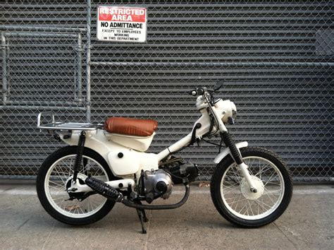 Honda Honda CT110 - Moto.ZombDrive.COM