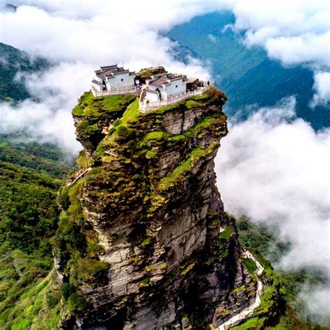 The world's most dangerous Chinese Mount Fanjing temple! - Traveler