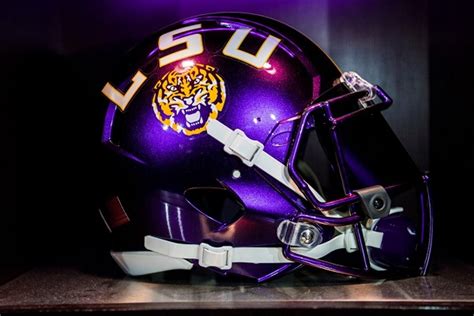 LSU to wear purple helmets against Mississippi State