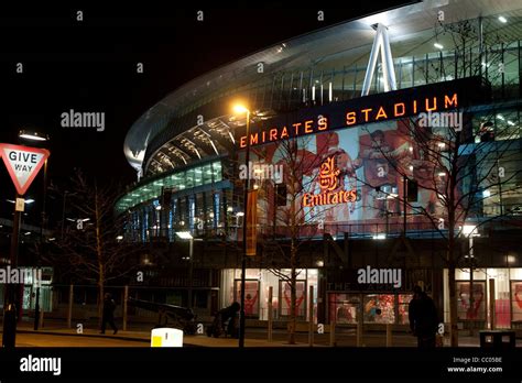 Arsenal Emirates Stadium London at night Stock Photo - Alamy