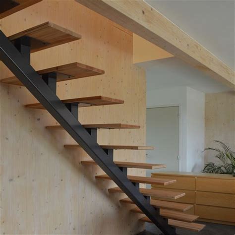 Customized Single Stringer Straight Staircase with Oak Wood Tread - Straight Staircase and Wood ...