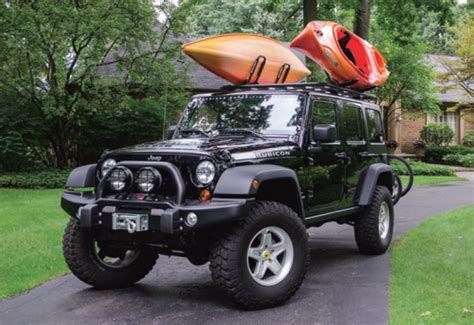 Kayak Rack for Cars - American Expedition Vehicles