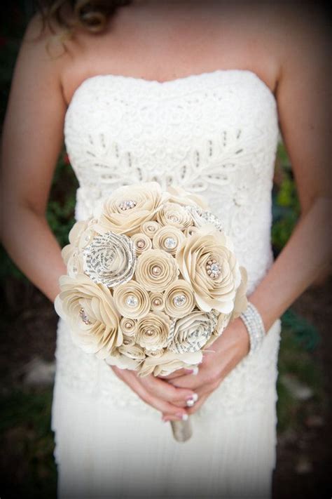 40 Brilliant Wedding Bouquets with Paper Flowers - #bouquets #Brilliant ...