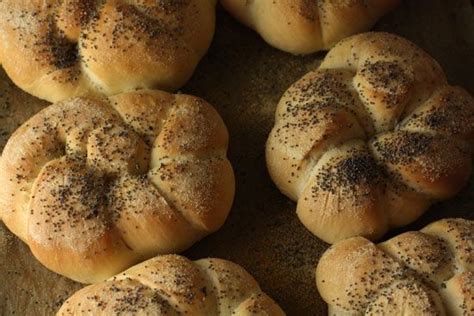 Kaiser Rolls | Recipe | Kaiser rolls, Rolls, Recipes