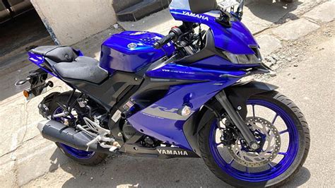 Used 2020 Yamaha YZF R15 V3 Racing Blue - ABS BS VI (S174514) for sale in Bangalore | BikeWale