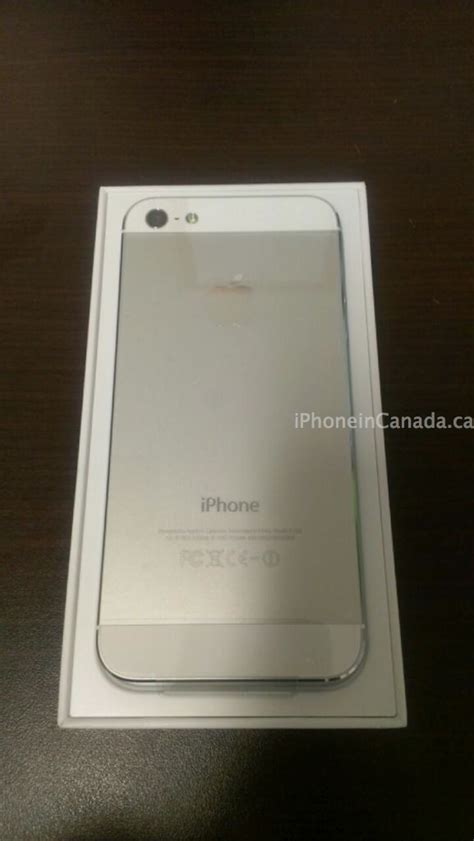 Here are Some White iPhone 5 Unboxing Pictures [Gallery] | iPhone in ...