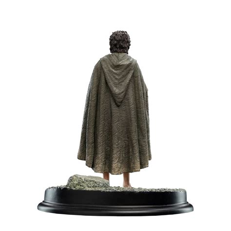 The Lord of the Rings Frodo Baggins Ringbearer 1:6 Scale Statue