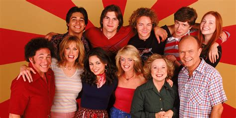 'That '70s Show' Reunion: Cast Sings Show Theme Song Together | HuffPost