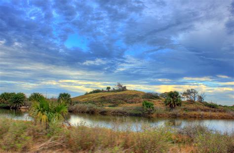 Looking at the hill at Galveston Island State Park, Texas image - Free stock photo - Public ...