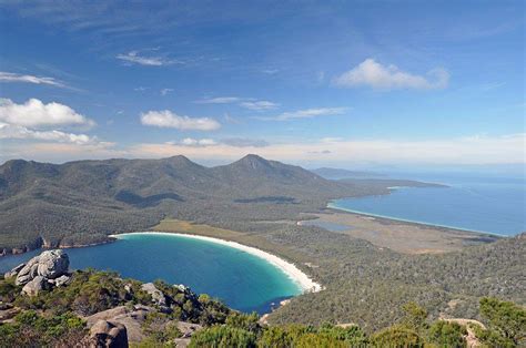 The best hikes in Tasmania - an inspiring list!