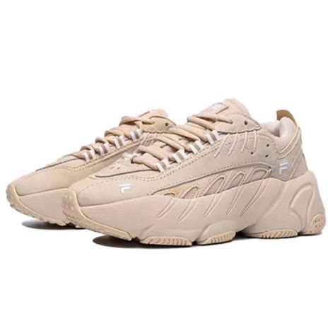 FILA Beige Sneakers US 8, Women's Fashion, Footwear, Sneakers on Carousell