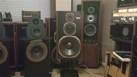 Onkyo vintage speakers