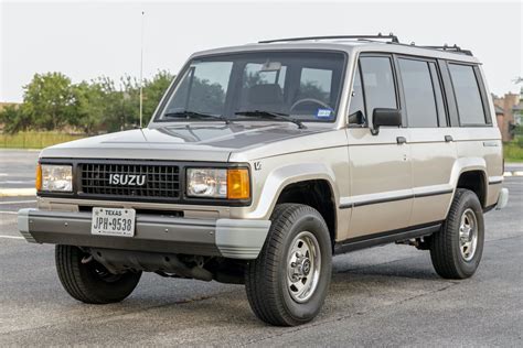 No Reserve: 1991 Isuzu Trooper 4x4 5-Speed for sale on BaT Auctions - sold for $9,494 on October ...