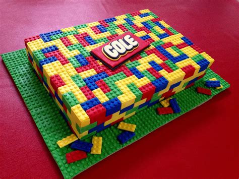 How to make a Lego Cake