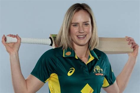 Cricket star Ellyse Perry makes 300th international appearance