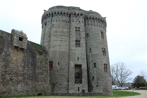 Le Château de Dinan - Dinan, France - Wikipedia Entries on Waymarking.com