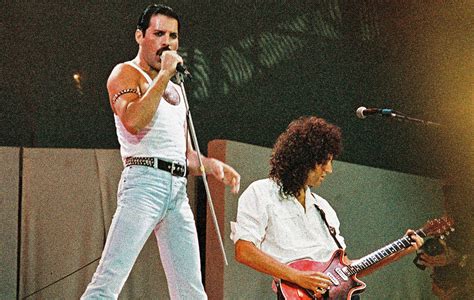 Brian May pays tribute to Freddie Mercury on 29th anniversary of his death