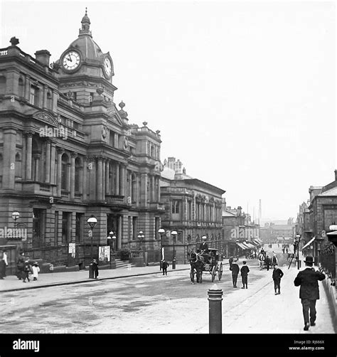 Manchester road burnley Black and White Stock Photos & Images - Alamy