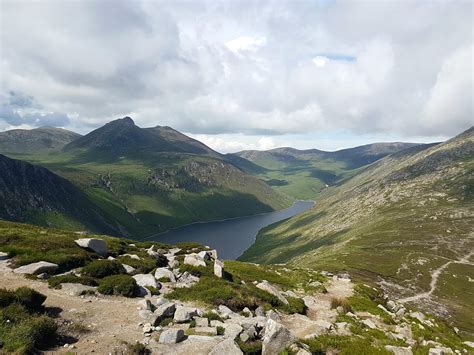 Mourne Mountains - Ireland [4032x3024] [OC] : r/EarthPorn