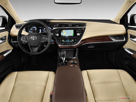 2014 Toyota Avalon Hybrid Interior | U.S. News & World Report