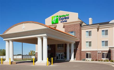 Holiday Inn Express Hotel & Suites- Minot, ND Hotels- Tourist Class Hotels in Minot- GDS ...