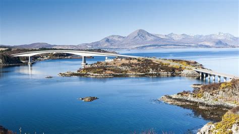 Skye Bridge protesters still fighting to repeal toll convictions - BBC News