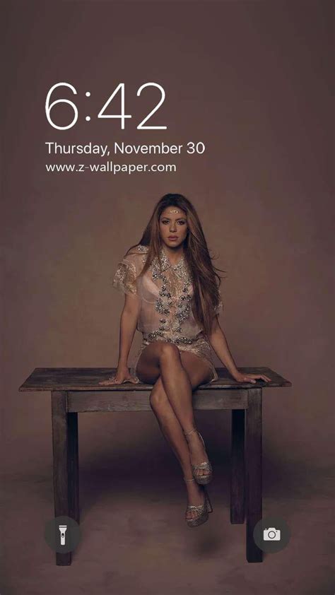 Z-Wallpaper | Shakira Amazing Mobile Phone Wallpapers : r/ZWallpaper