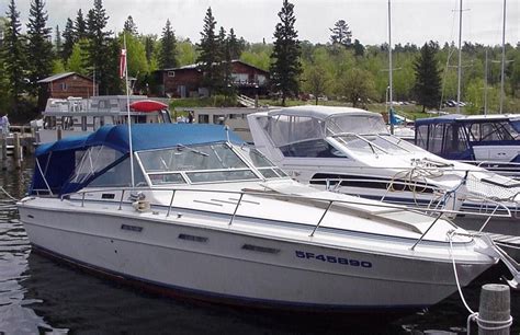 32 FOOT SEA RAY SRV300 FOR SALE BY OWNER 12'6" BEAM 1974 for sale for $14,000 - Boats-from-USA.com