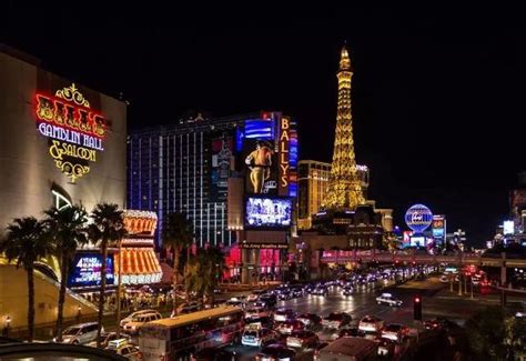 Keep away - Las Vegas Downtown, Las Vegas Traveller Reviews - Tripadvisor