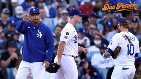 Dave Roberts Guarantees The Dodgers Will Win The World Series This ...