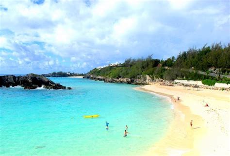 The luxurious private beach at Fairmont Southampton, Bermuda ...