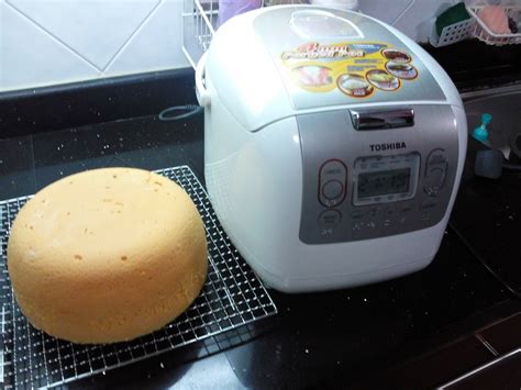 Me, MyBakez & MyWhatever......: Rice Cooker Cake