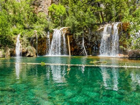 The Ultimate Guide to Colorado’s Glenwood Hot Springs