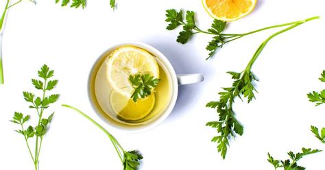 7 Surprising Benefits of Parsley Tea (And How to Make It)