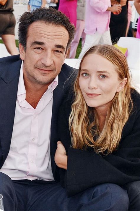 Olsens Anonymous: Mary-Kate Olsen And Olivier Sarkozy Got Married!