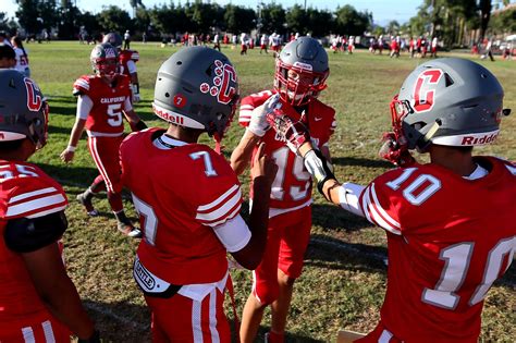 CSDR wants to prove itself as best deaf football team in country - Los Angeles Times