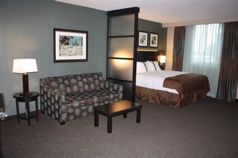 Holiday Inn Saskatoon Downtown | Tourism Saskatchewan