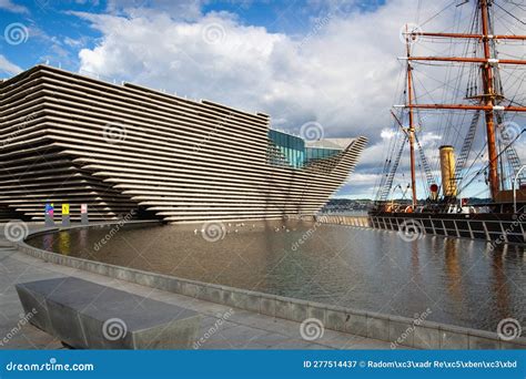 Discovery Ship in Dundee, Scotland Editorial Photography - Image of ...