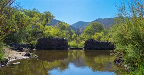 Hike Oak Canyon in Mission Trails Regional Park, Santee, California