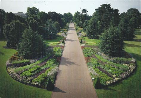 A Journey of Postcards: Royal Botanic Gardens, Kew | United Kingdom