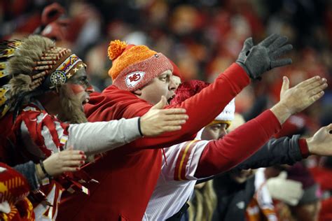 The Super Bowl-Bound Chiefs Unite Kansas City But Alienate Some Native Americans | KBIA