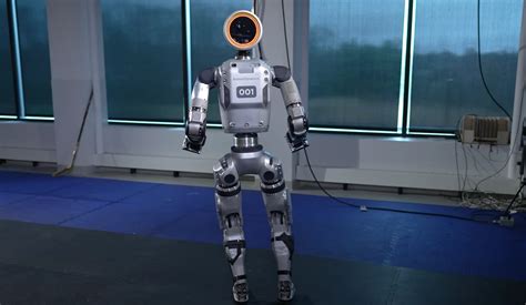 New Atlas Boston Dynamics fully electric humanoid robot unveiled ...