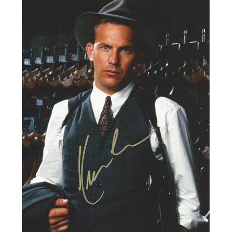 Kevin COSTNER Autograph