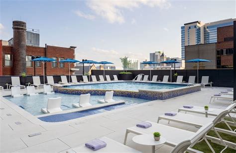 Tempo by Hilton Nashville Downtown Amenities & Rooftop pool