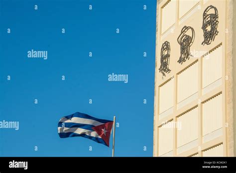 Communist party cuba hi-res stock photography and images - Alamy