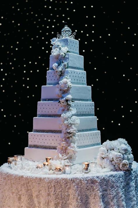 Wedding Cake Wednesday: Towering Elegance | Disney Weddings