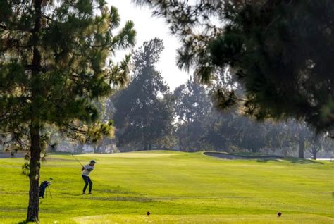 Mile Square park loses 18 holes of golf, gains 93 acres of recreation ...