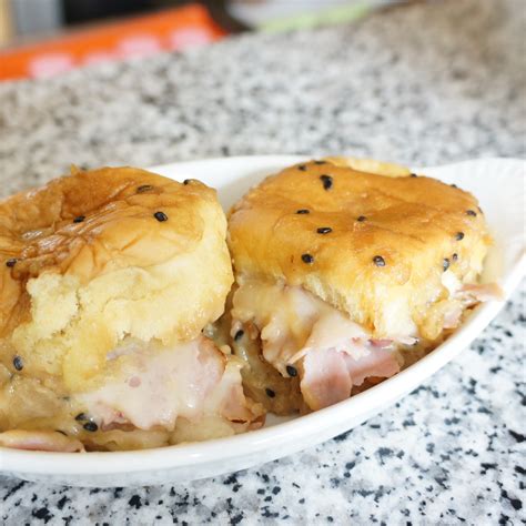 Hawaiian Sweet Roll Ham Sandwich Sliders